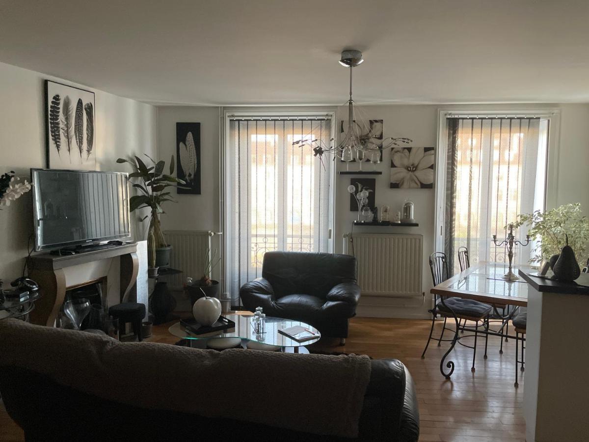 Appartement Au Quai 1921 Besançon Zewnętrze zdjęcie